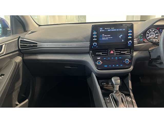 Hyundai Ioniq 1.6 GDi Hybrid SE Connect 5dr DCT