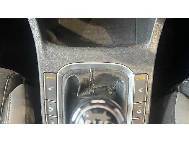 Hyundai i30 1.4T GDI N Line+ [Nav] 5dr