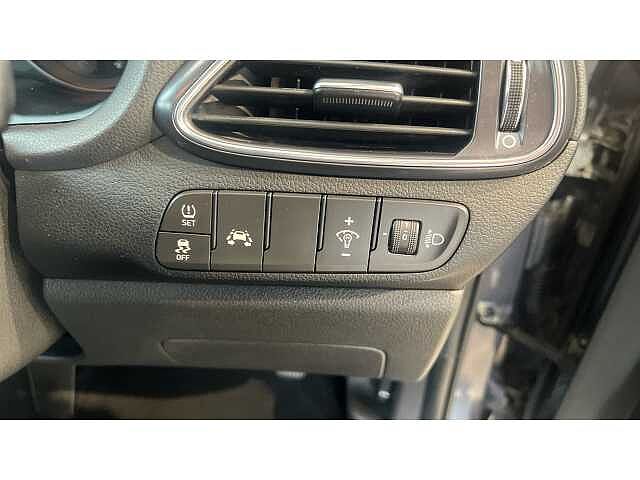 Hyundai i30 1.4T GDI N Line+ [Nav] 5dr