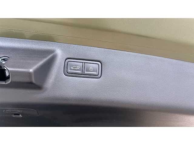 Hyundai Santa Fe 1.6 TGDi Hybrid Calligraphy 5dr 4WD Auto