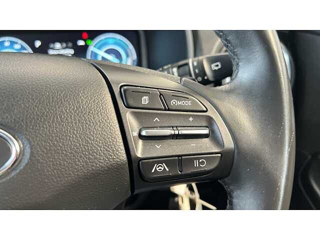 Hyundai KONA KONA 1.6 GDi Hybrid SE Connect 5dr DCT Blue