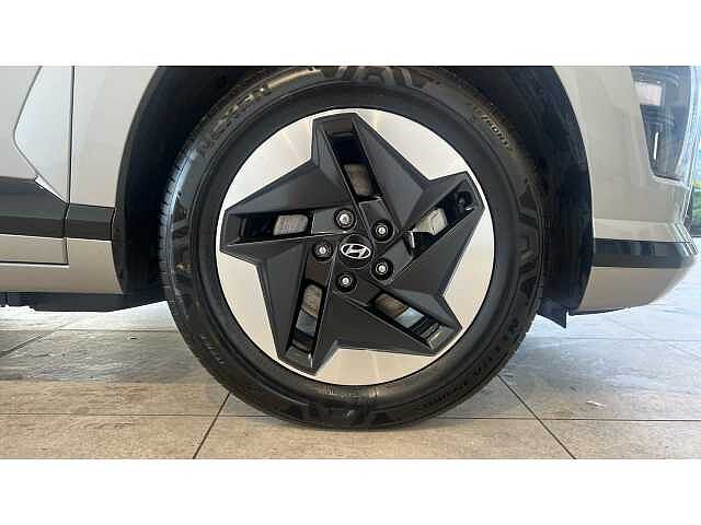 Hyundai KONA KONA 160kW Advance 65kWh 5dr Auto SILVER