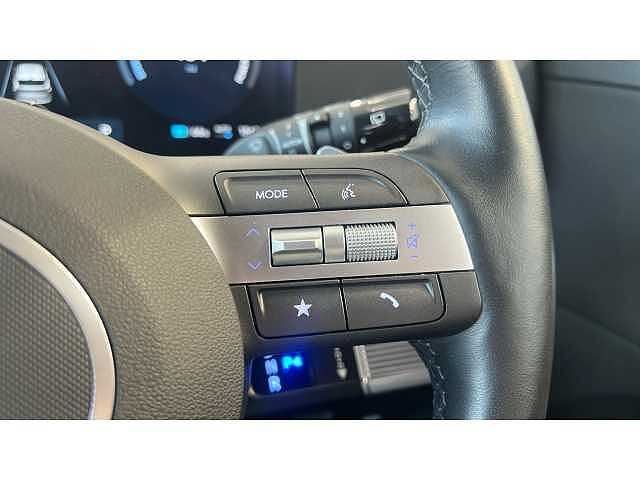 Hyundai KONA KONA 160kW Advance 65kWh 5dr Auto SILVER