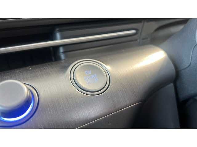 Hyundai KONA KONA 160kW Advance 65kWh 5dr Auto SILVER