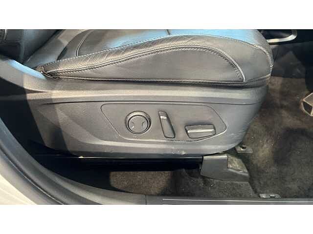 Hyundai TUCSON TUCSON 1.6 TGDi Hybrid 230 Ultimate 5dr 2WD Auto White