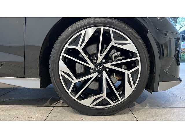Hyundai IONIQ 6 IONIQ 6 168kW Ultimate 77kWh 4dr Auto Black