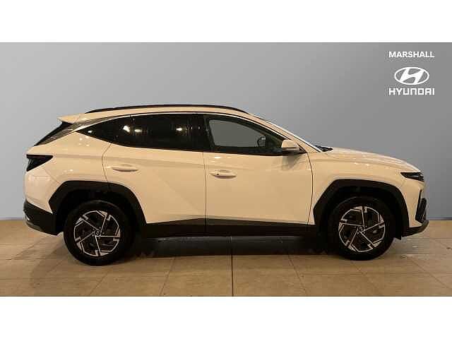 Hyundai TUCSON Tucson 1.6T Hybrid 215ps Advance AU Atlas White