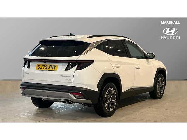 Hyundai TUCSON Tucson 1.6T Hybrid 215ps Advance AU Atlas White