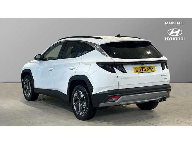 Hyundai TUCSON Tucson 1.6T Hybrid 215ps Advance AU Atlas White