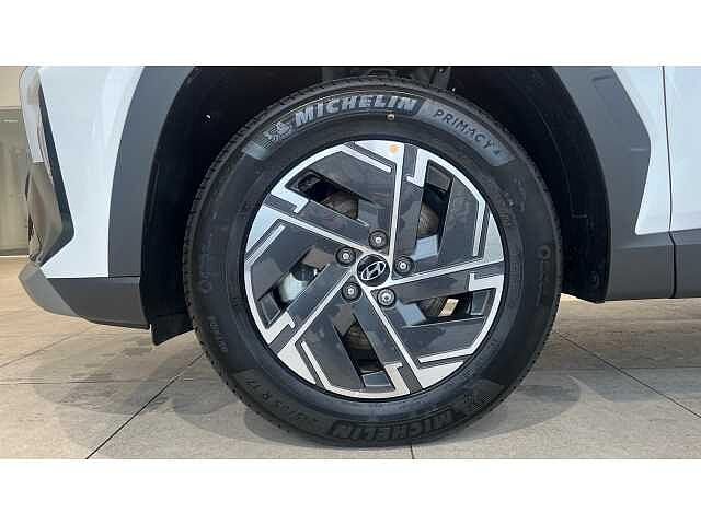 Hyundai TUCSON Tucson 1.6T Hybrid 215ps Advance AU Atlas White