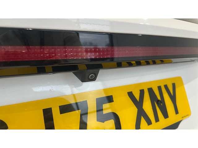 Hyundai TUCSON Tucson 1.6T Hybrid 215ps Advance AU Atlas White