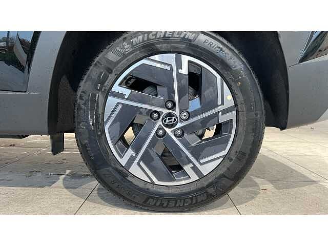 Hyundai TUCSON Tucson 1.6T Hybrid 215ps Advance AU Abyss Black