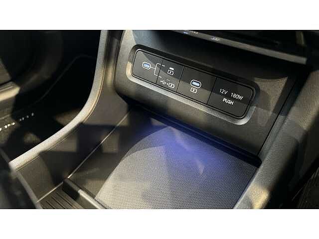 Hyundai TUCSON Tucson 1.6T Hybrid 215ps Advance AU Abyss Black