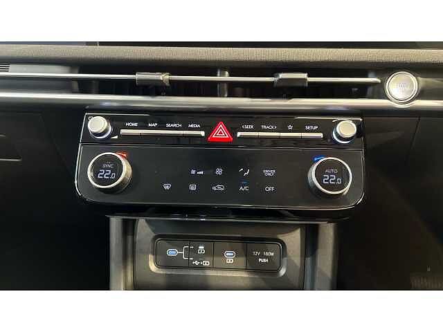 Hyundai TUCSON Tucson 1.6T Hybrid 215ps Advance AU Abyss Black