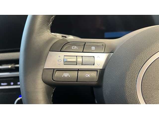 Hyundai TUCSON Tucson 1.6T Hybrid 215ps Advance AU Abyss Black