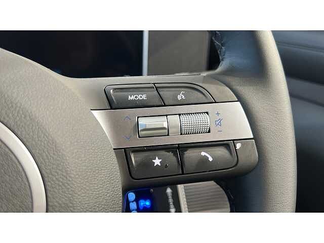 Hyundai TUCSON Tucson 1.6T Hybrid 215ps Advance AU Abyss Black