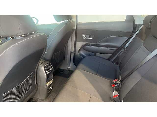 Hyundai KONA KONA 115kW Advance 48kWh 5dr Auto Silver