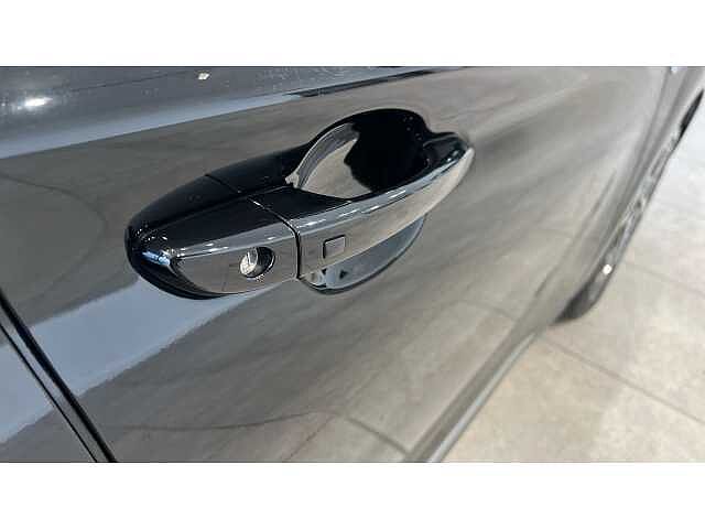 Hyundai KONA KONA 1.6 GDi Hybrid Premium SE 5dr DCT Black