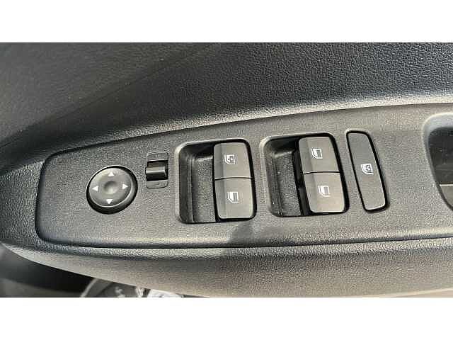 Hyundai I10 I10 1.2 [79] Advance 5dr Auto [Nav] Atlas White