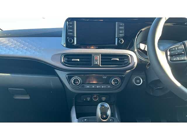 Hyundai i10 I10 1.2 [79] Premium 5dr Auto [Nav]