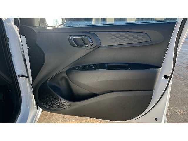 Hyundai i10 I10 1.2 [79] Premium 5dr Auto [Nav]