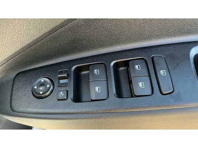 Hyundai i10 I10 1.2 [79] Premium 5dr Auto [Nav]