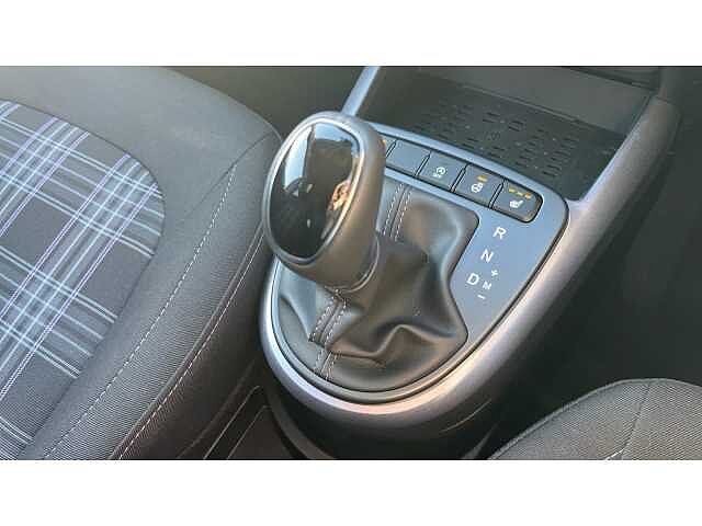 Hyundai i10 I10 1.2 [79] Premium 5dr Auto [Nav]