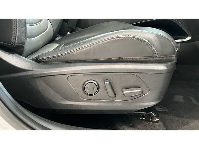 Hyundai TUCSON TUCSON 1.6 TGDi Hybrid 230 Ultimate 5dr 2WD Auto White