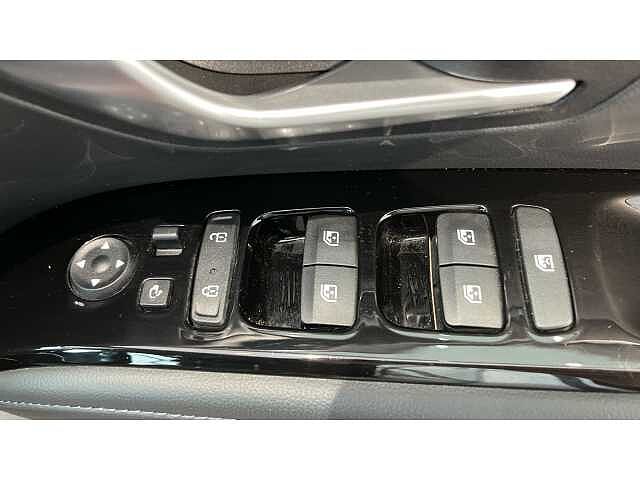 Hyundai TUCSON TUCSON 1.6 TGDi Hybrid 230 Ultimate 5dr 2WD Auto RED