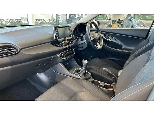 Hyundai I30 I30 1.0T GDi SE Connect 5dr RED