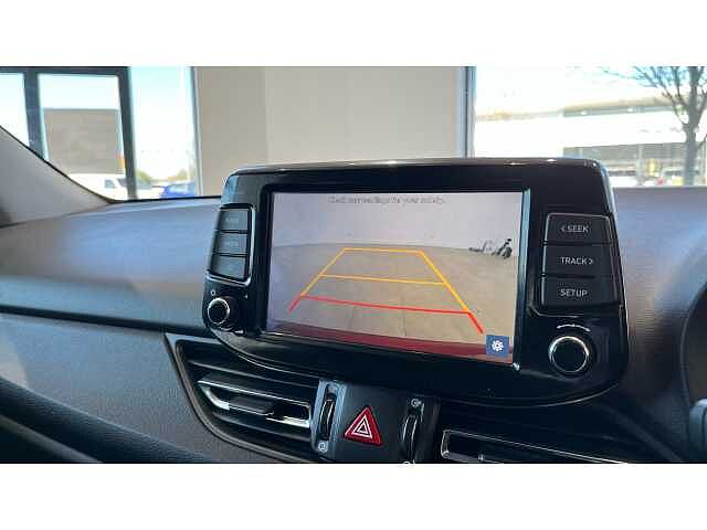 Hyundai I30 I30 1.0T GDi SE Connect 5dr RED