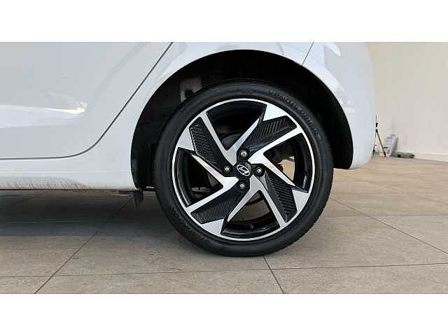 Hyundai I10 I10 1.2 MPi Premium 5dr Auto WHITE