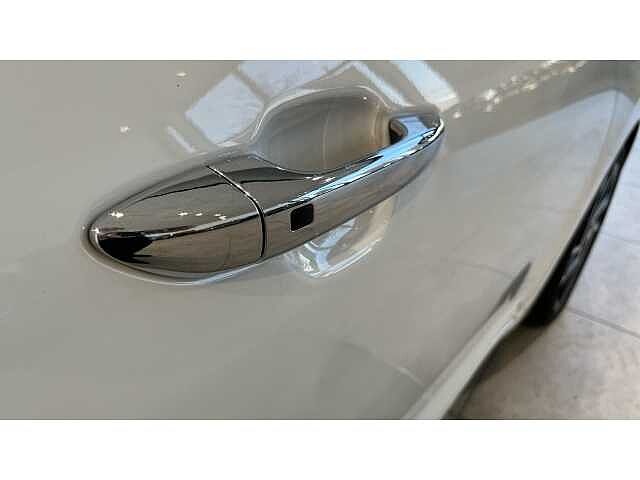 Hyundai I10 I10 1.2 MPi Premium 5dr Auto WHITE