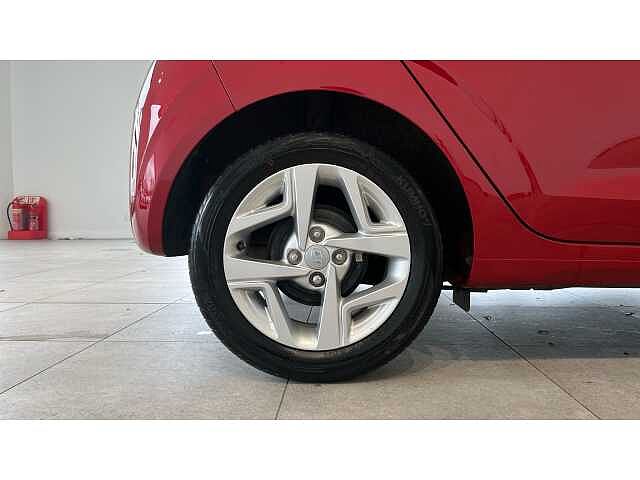 Hyundai I10 I10 1.0 MPi SE Connect 5dr Auto Red