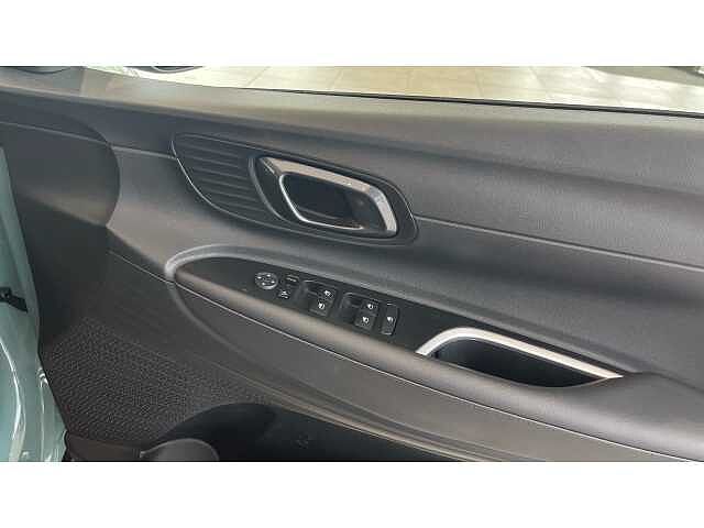 Hyundai BAYON BAYON 1.0 TGDi Premium 5dr DCT GREEN