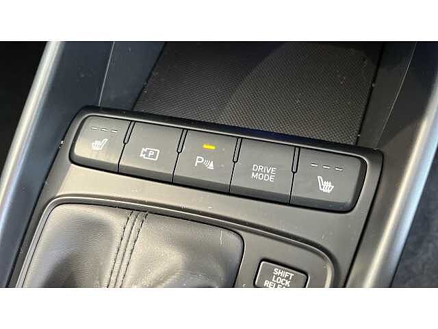 Hyundai BAYON BAYON 1.0 TGDi Premium 5dr DCT GREEN