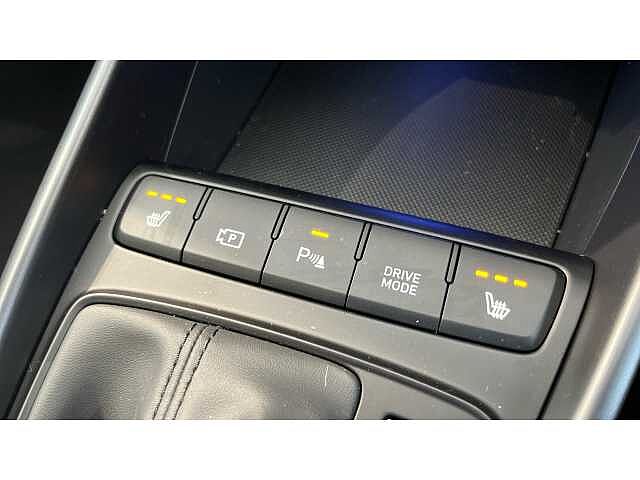 Hyundai BAYON BAYON 1.0 TGDi Premium 5dr DCT GREEN