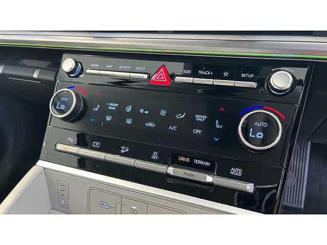 Hyundai SANTA FE SANTA FE 1.6 TGDi 288 PHEV Ultimate 5dr 4WD Auto Green