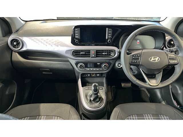 Hyundai i10 i10 5Dr HAT 1.2 MPi 79ps Premium NAV AU