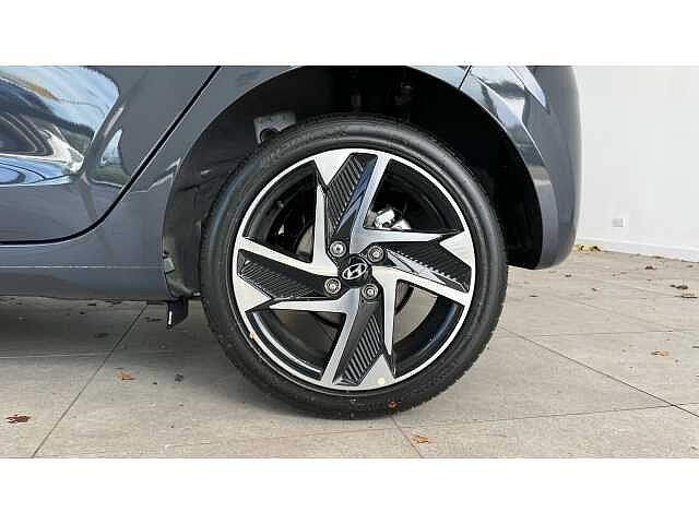 Hyundai i10 i10 5Dr HAT 1.2 MPi 79ps Premium NAV AU