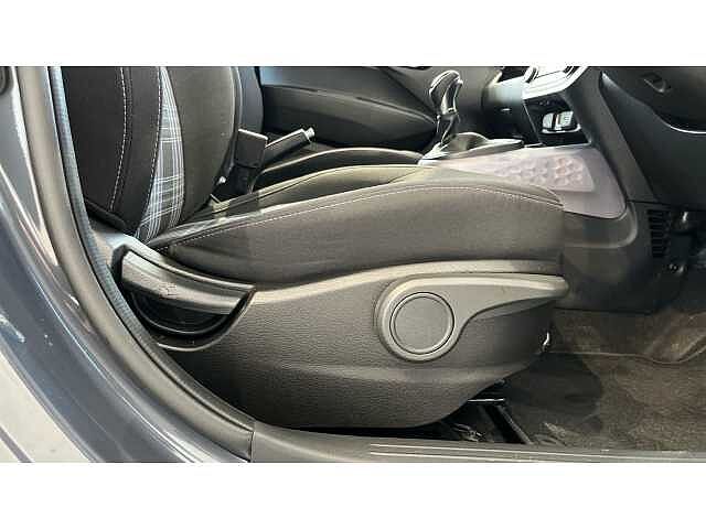 Hyundai i10 i10 5Dr HAT 1.2 MPi 79ps Premium NAV AU
