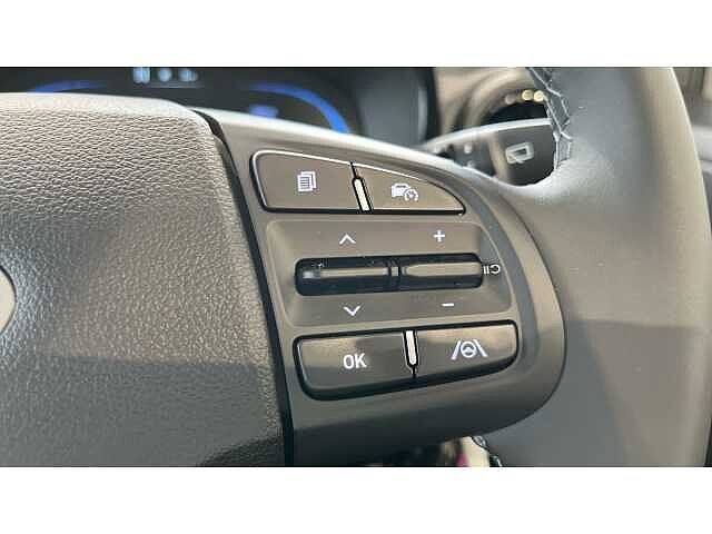 Hyundai I10 i10 5Dr HAT 1.0 MPi 67ps Advance AU Vibrant Blue