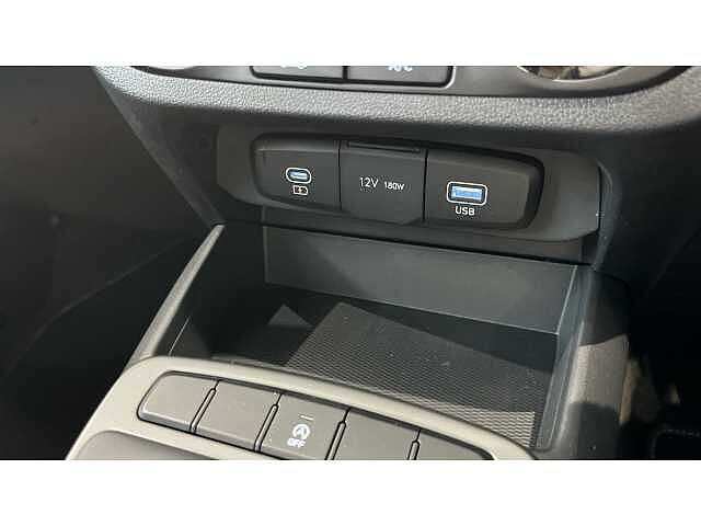 Hyundai I10 i10 5Dr HAT 1.0 MPi 67ps Advance AU Vibrant Blue