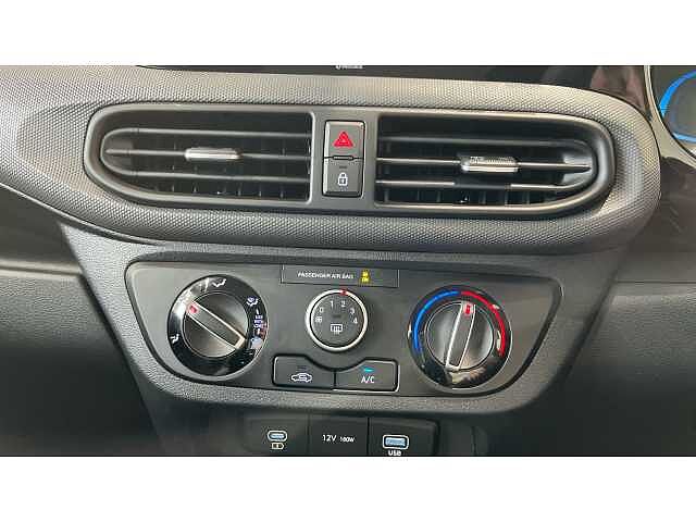 Hyundai I10 i10 5Dr HAT 1.0 MPi 67ps Advance AU Vibrant Blue