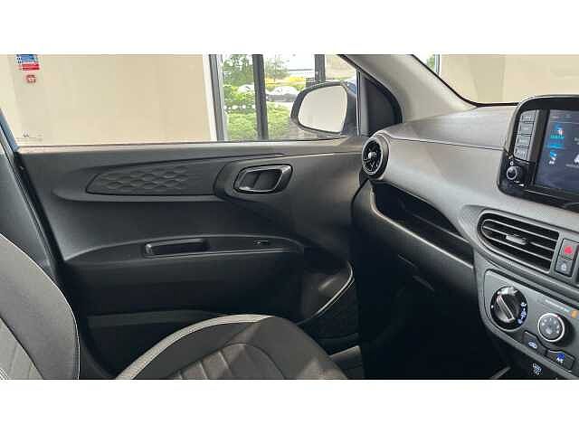 Hyundai I10 i10 5Dr HAT 1.0 MPi 67ps Advance AU Vibrant Blue