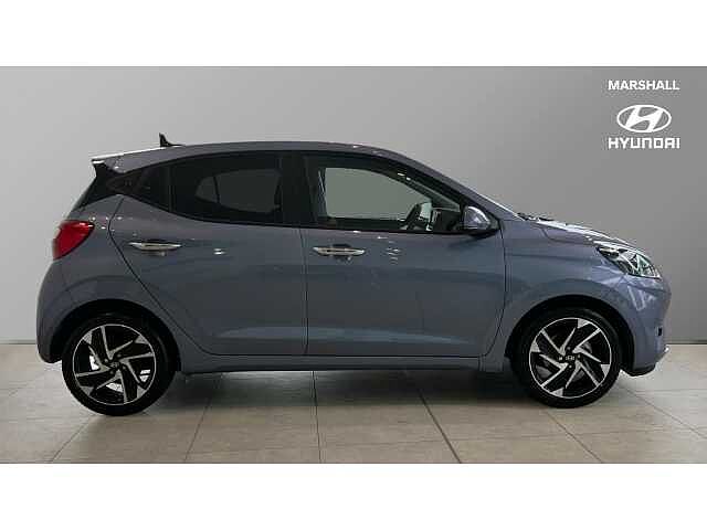 Hyundai i10 i10 5Dr HAT 1.2 MPi 79ps Premium NAV AU