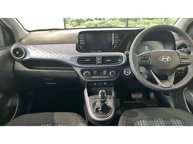 Hyundai i10 i10 5Dr HAT 1.2 MPi 79ps Premium NAV AU
