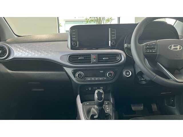 Hyundai i10 i10 5Dr HAT 1.2 MPi 79ps Premium NAV AU