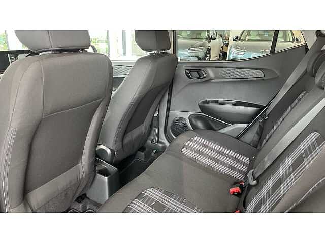 Hyundai i10 i10 5Dr HAT 1.2 MPi 79ps Premium NAV AU