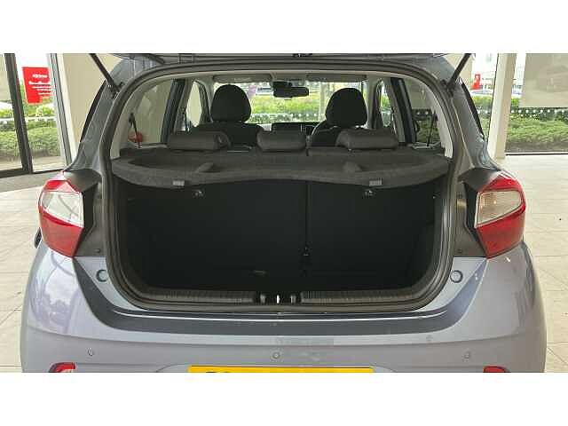 Hyundai i10 i10 5Dr HAT 1.2 MPi 79ps Premium NAV AU